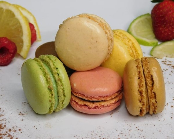 Comment faire des macarons au citron vert avec une ganache à la noix de coco?
